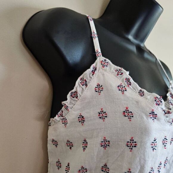 Sim & Sam Embroidered Tank Top - Picture 2 of 8